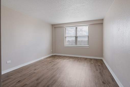 Bedroom with oversized window at Esplanade at City Park, Louisiana, 70119