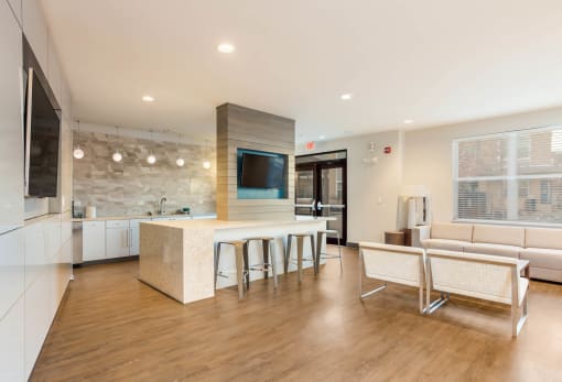 Resident Clubhouse at Heritage at Oakley Square, Cincinnati, 45209