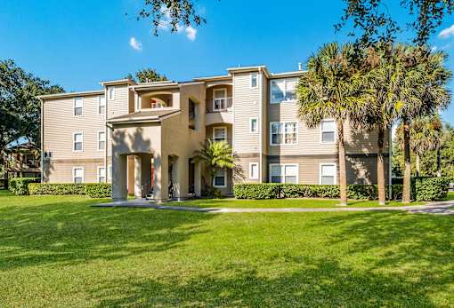Landscaped Grounds at University Park Apartments, Orlando, Florida