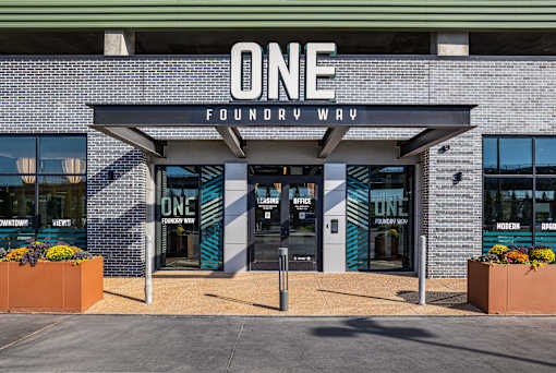 The front of a building with the name ONE FOUNDRY WAY on it. at One Foundry Way Apartments, St Louis, Missouri