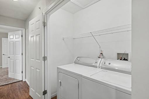 Northbrooke Commons laundry with in-unit washer and dryer