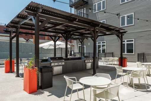 BBQ at 2200 LaSalle, St Louis, Missouri
