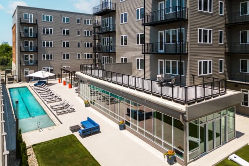 Pool view at 2200 LaSalle, Missouri, 63104