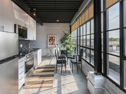 Steelcote Crossing kitchen at Steelcote Square, St. Louis, MO, 63103