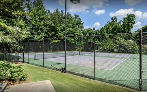 Tennis Court at Lenox Village Apartments, Atlanta