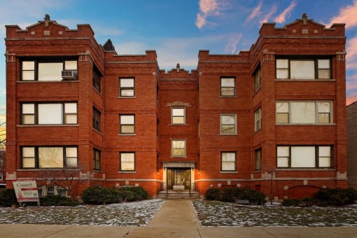 the building in which the apartment is located