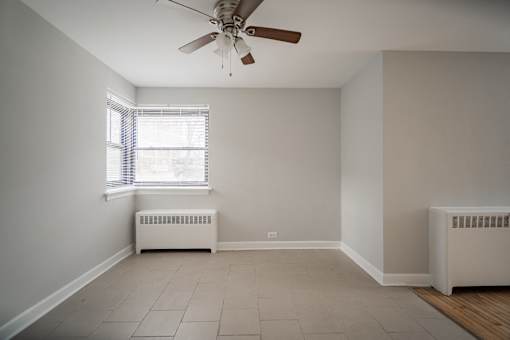 Dining Room 7347-G