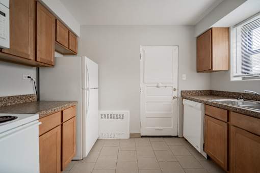 Vintage Kitchen 7347-G