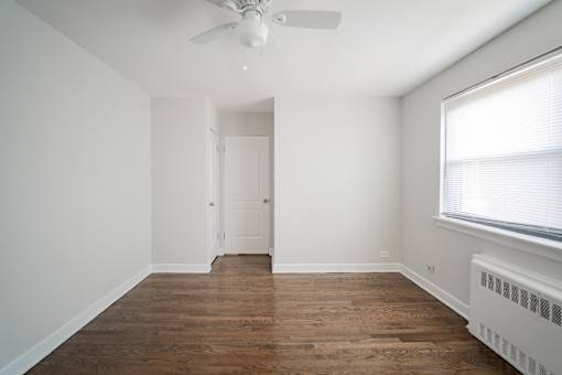 Second Bedroom 7353-3S