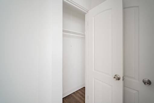 Closet Space 7353-3S
