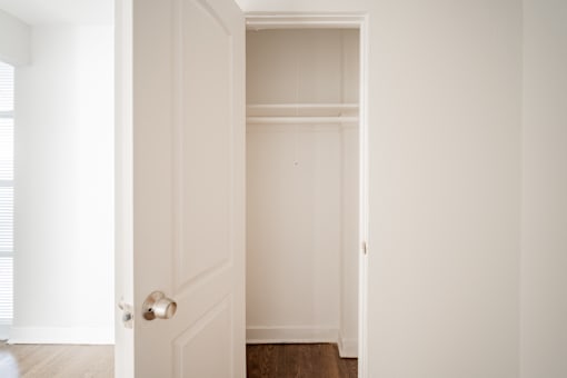 Closet Space 7353-3S