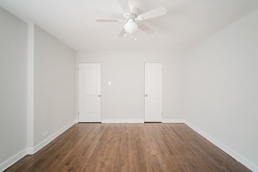 Bedroom 7353-3S