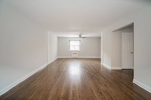 Living Room 7361-1S