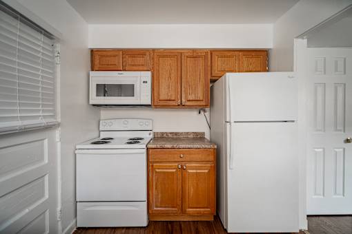 Vintage Kitchen 7361-1S