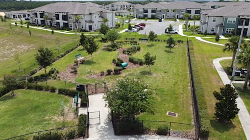 Exterior picture, dog park