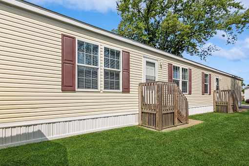 Side view of model home at Candlelight Village Manufactured Home Community in Sauk, IL