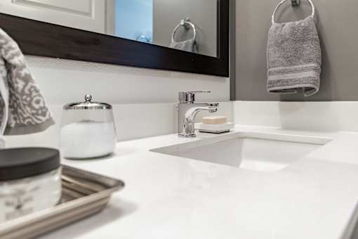 Luxurious Bathrooms at Alys Crossing Apartments, Cypress, TX