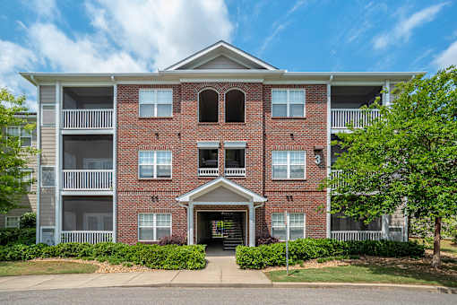 Exterior at Broadstreet at EastChase Apartments, Alabama, 36117