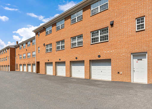 Garages at Chatham Hill, New Jersey, 07928