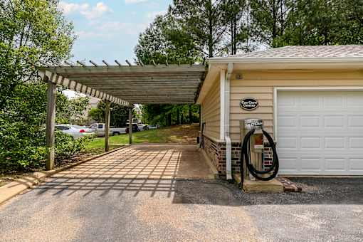 Garages Available at Villas at Cordova, Cordova, TN