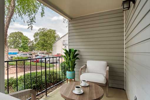 Crosswinds Porch at Crosswinds Apartments, Pearl, MS, 39208