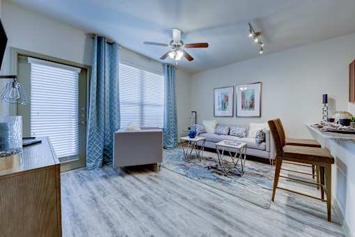 Estraya Living at Estraya Westover Hills, San Antonio, Texas
