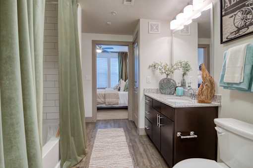 Luxurious Bathrooms at Fifty02 Westover Hills, Texas