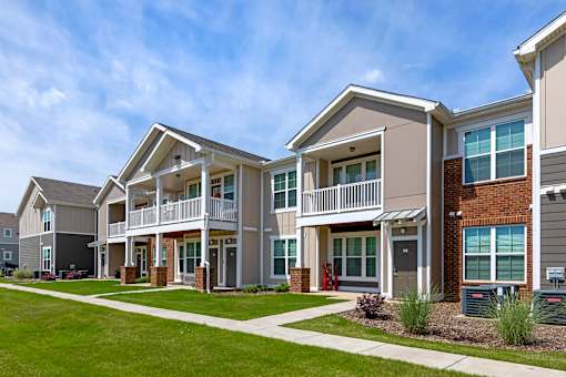 Building Exterior at The Villas at Germantown, Memphis