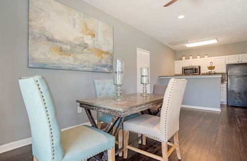 Dinning Area at Grand at Pearl Apartments, Pearl, MS 39208