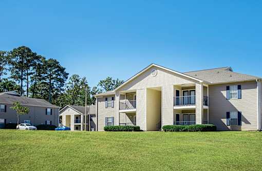 Exterior View at Grand at Pearl Apartments, Pearl, MS