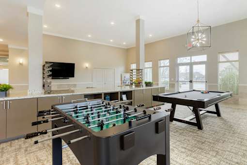 game room at La Veranda at Polly Lane Apartments,Lafayette, LA 70508