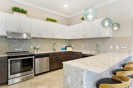 Kitchen at La Veranda at Polly Lane Apartments,Lafayette, Louisiana