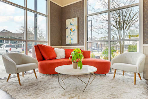 Clubhouse with seating arrangments at La Veranda at La Veranda at Polly Lane Apartments,Lafayette, Louisiana