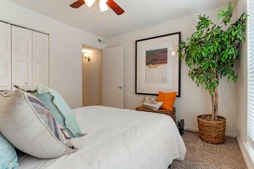 Cozy Bedroom at Lakeshore Landing Apartments, Ridgeland, MS