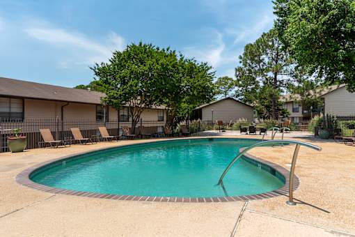 Pool Side Relaxing Area at Lakeshore Landing Apartments, Ridgeland, MS