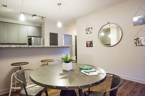 Dining Area at Midtown Row, Montgomery, AL