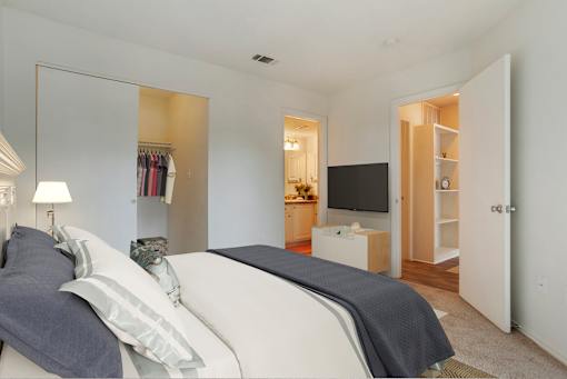 Spacious Bedroom at Reflection Pointe, Flowood, Mississippi