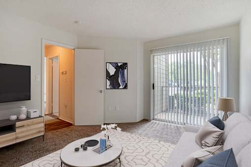 Living Room at Reflection Pointe, Flowood, 39232