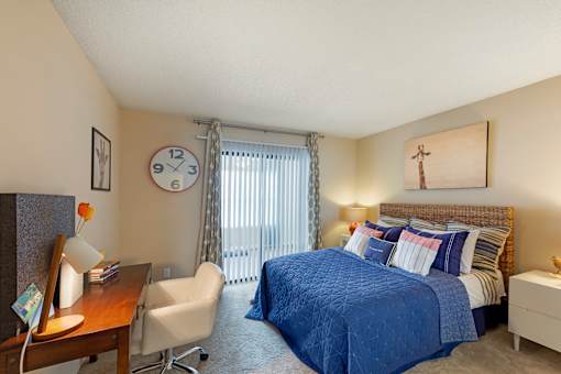 Bedroom at Riverchase Landing, Hoover, Alabama