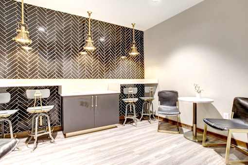 Clubhouse Business Lounge at The Cosmopolitan, Oklahoma , 74119