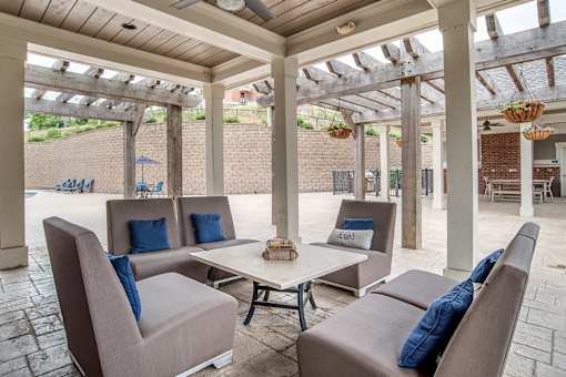 Outdoor Lounge at The Heights Apartments, Montgomery, 36104