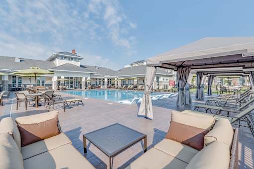 Relaxing Pool at Waterstone at Hamburg Apartments, Lexington