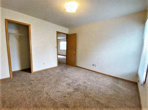 Apartment | 2 BR | 1 Bath | Bedroom | Three Sixty Real Estate