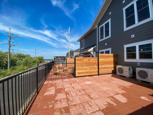 2 BR | Great River | Three Sixty