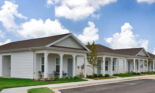 Exterior Landscape at Ovation at Town Madison, Alabama