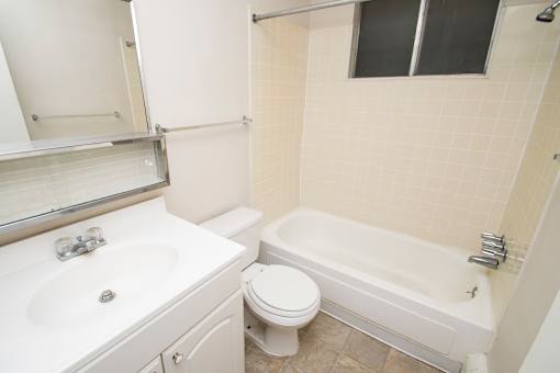 Aspen Gate Bathroom