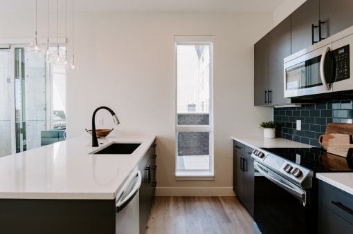 14th and Jay Kitchen