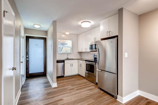 Kitchen 2000 Walnut