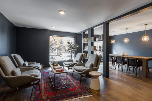 Resident Lounge 2121 Canyon