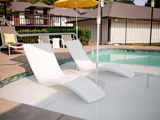 Two Seasonal Pools with Sundeck and Loungers - Bridge Creek Apartments - Wilsonville Oregon